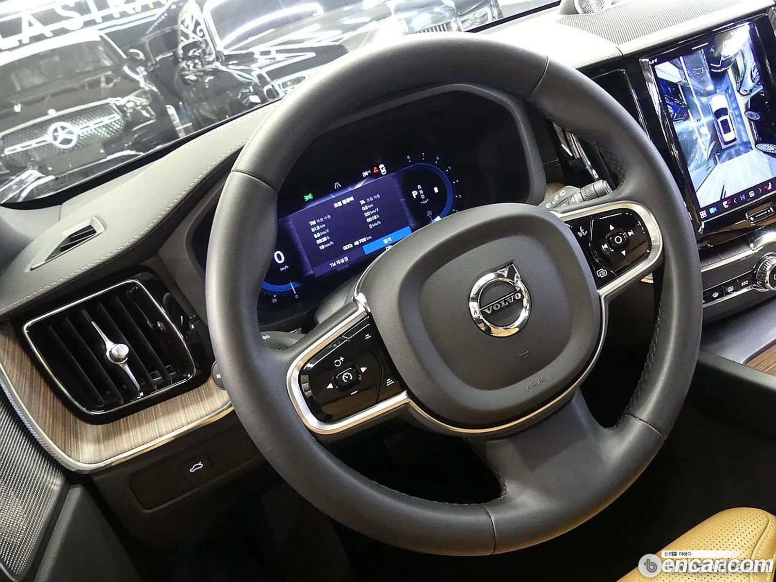 Volvo XC60 2022 — 5