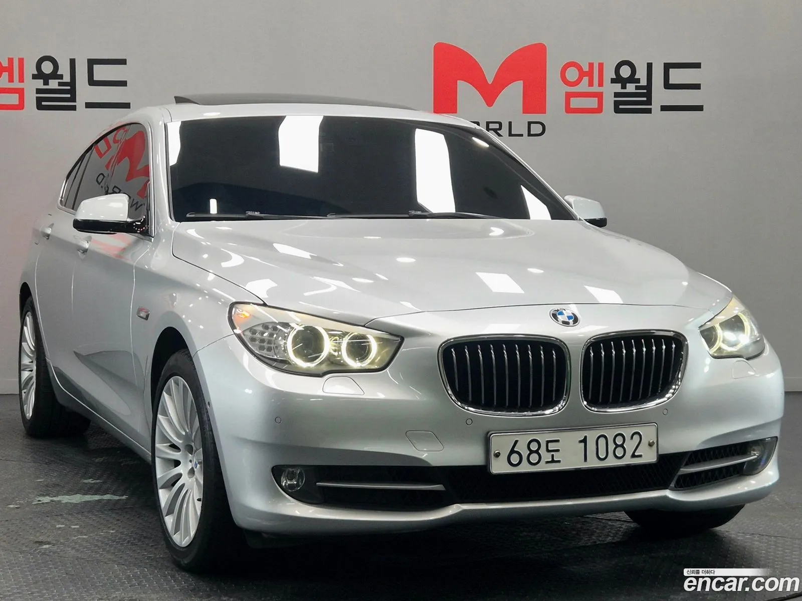 BMW 5 Series GT 2013 — 18
