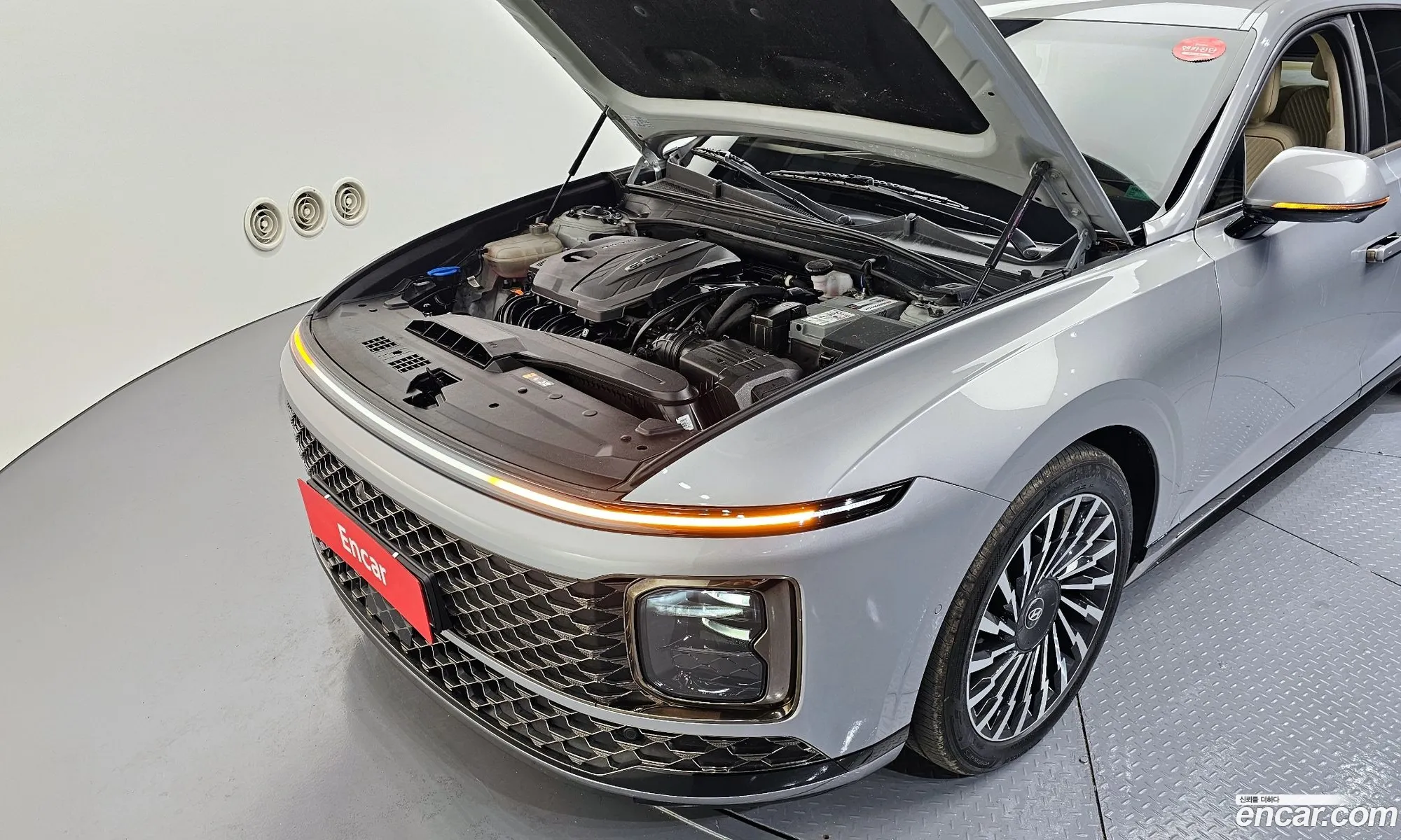 Hyundai Grandeur 2023 — 2