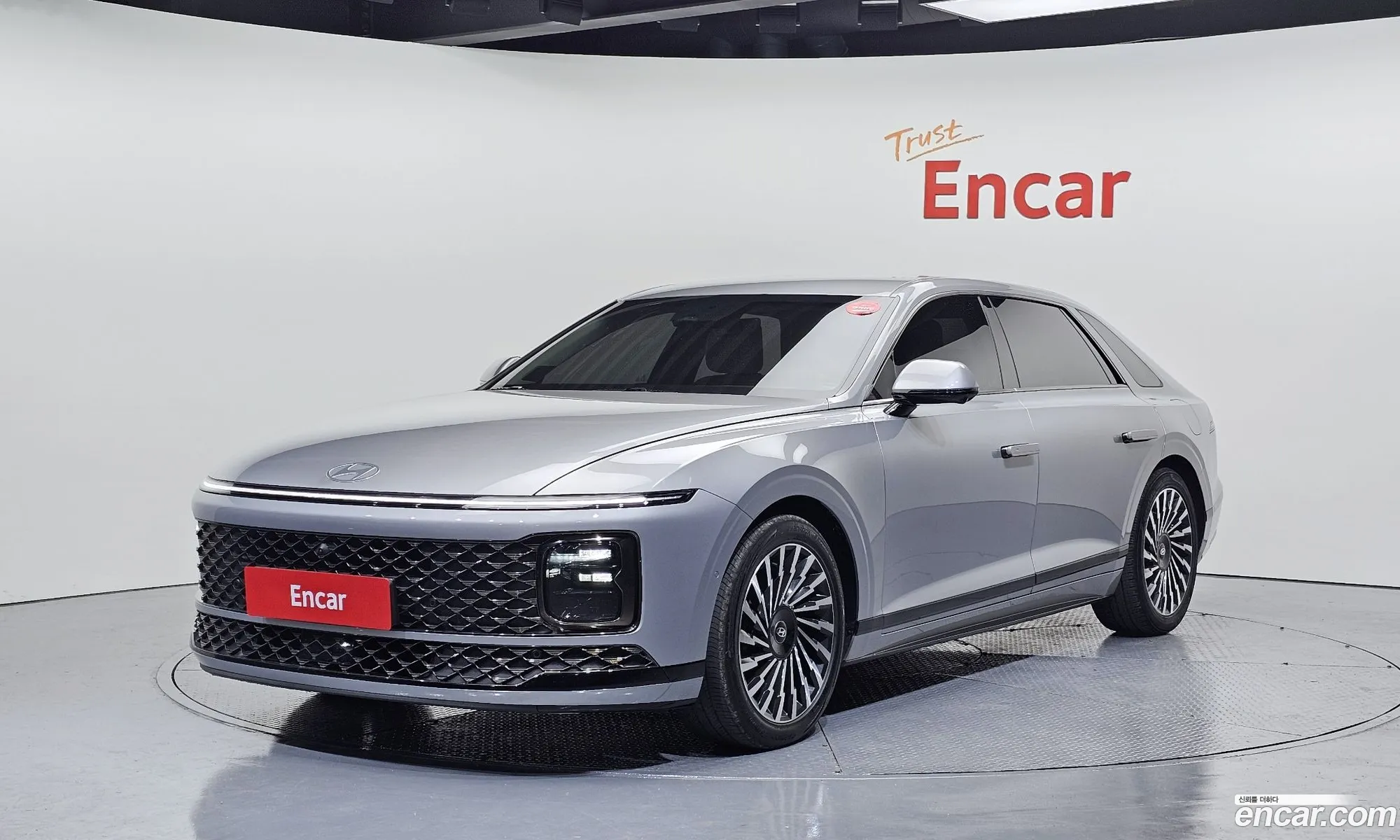 Hyundai Grandeur 2023 — 13