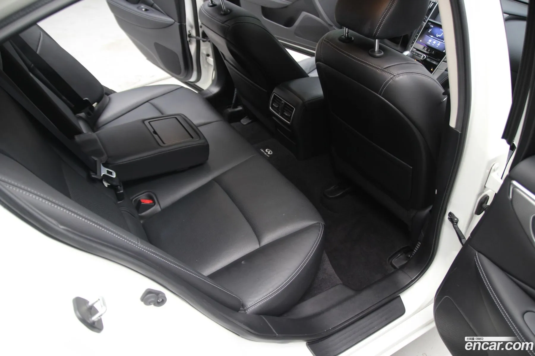 Infiniti Q50 2015 — 5