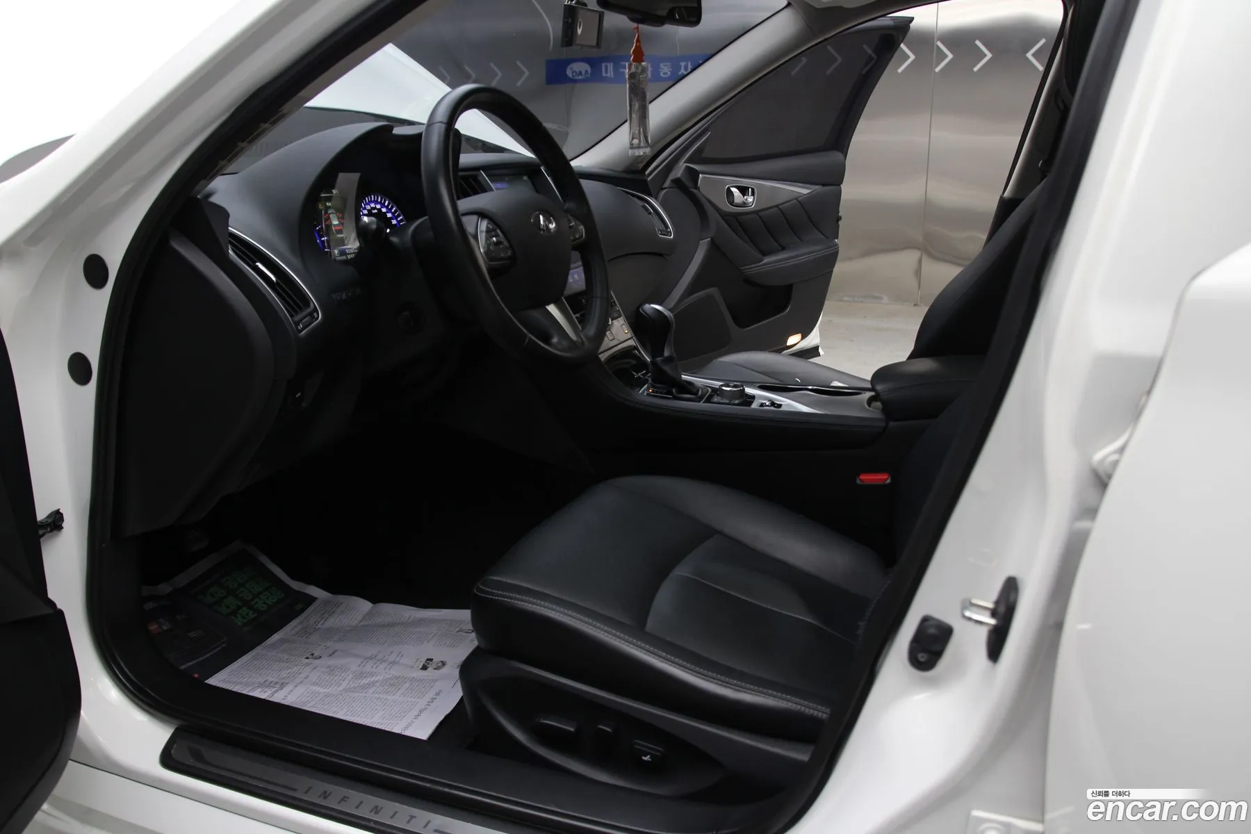 Infiniti Q50 2015 — 11