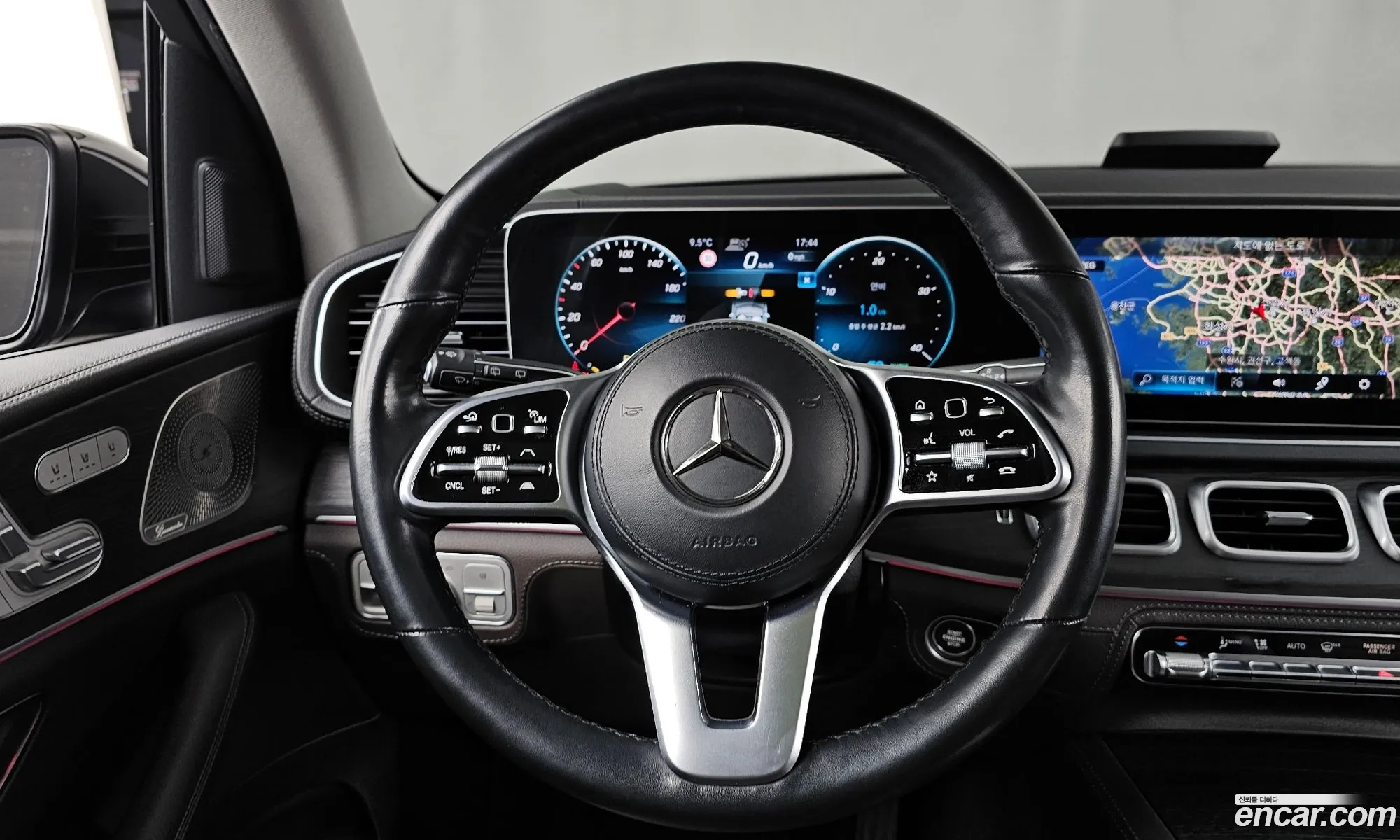 Mercedes-Benz GLE-Class W167 2023 — 17