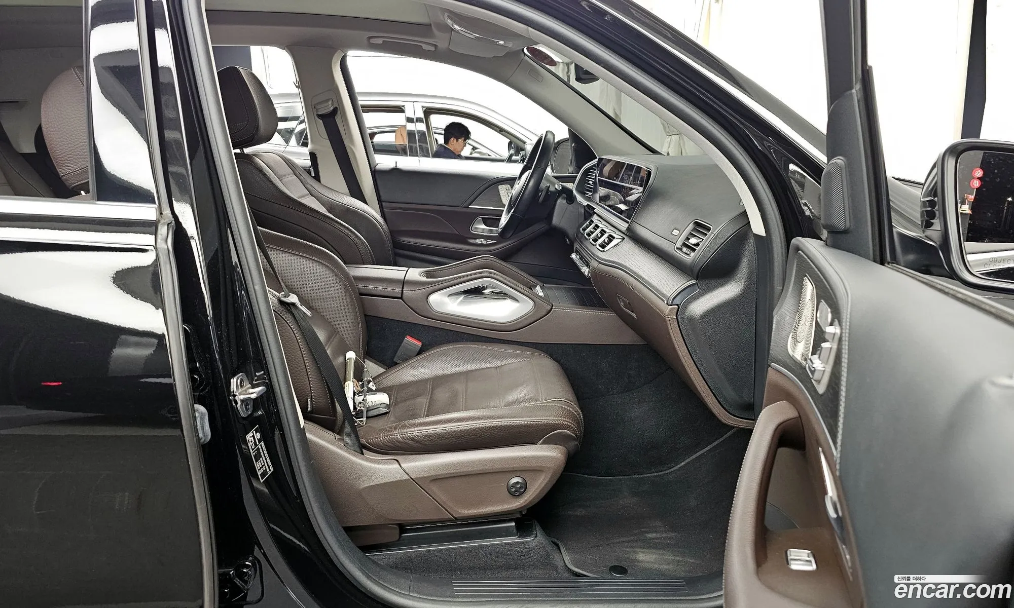 Mercedes-Benz GLE-Class W167 2023 — 16