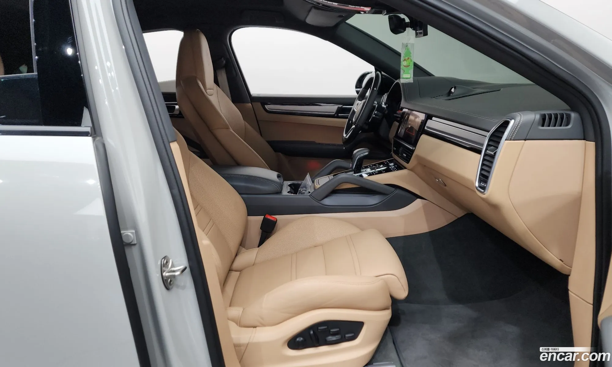 Porsche Cayenne 2022 — 13