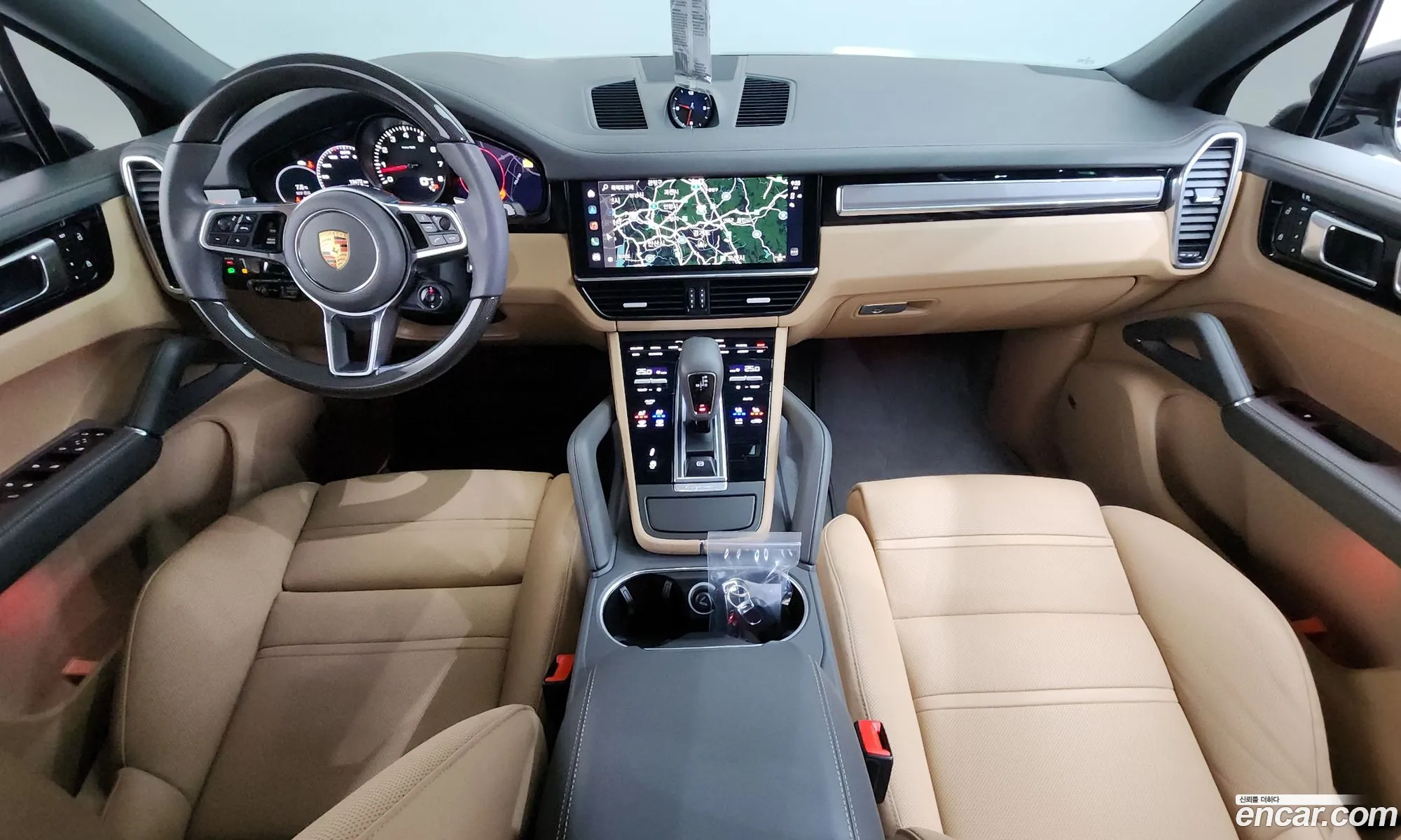 Porsche Cayenne 2022 — 12