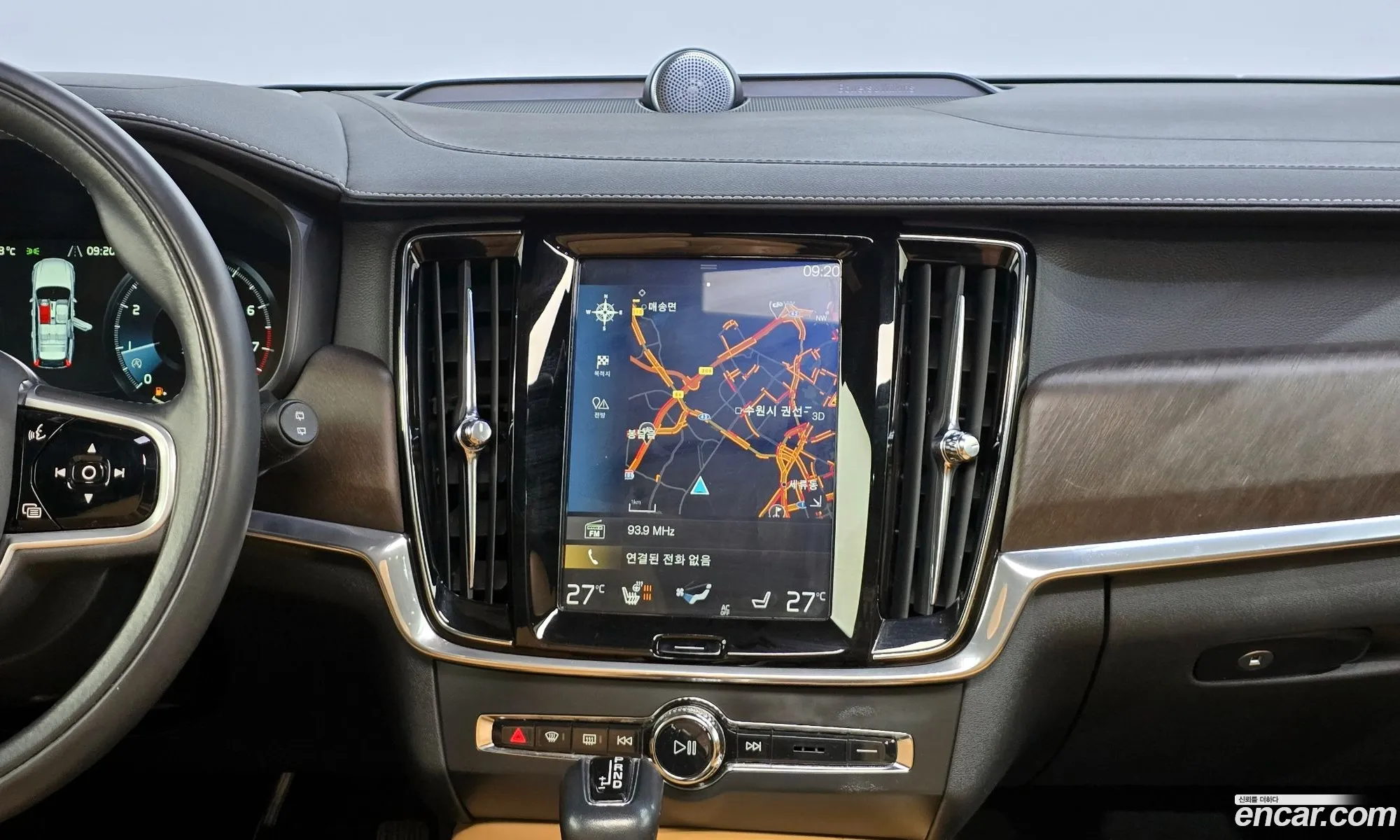 Volvo V90 Cross Country 2018 — 9