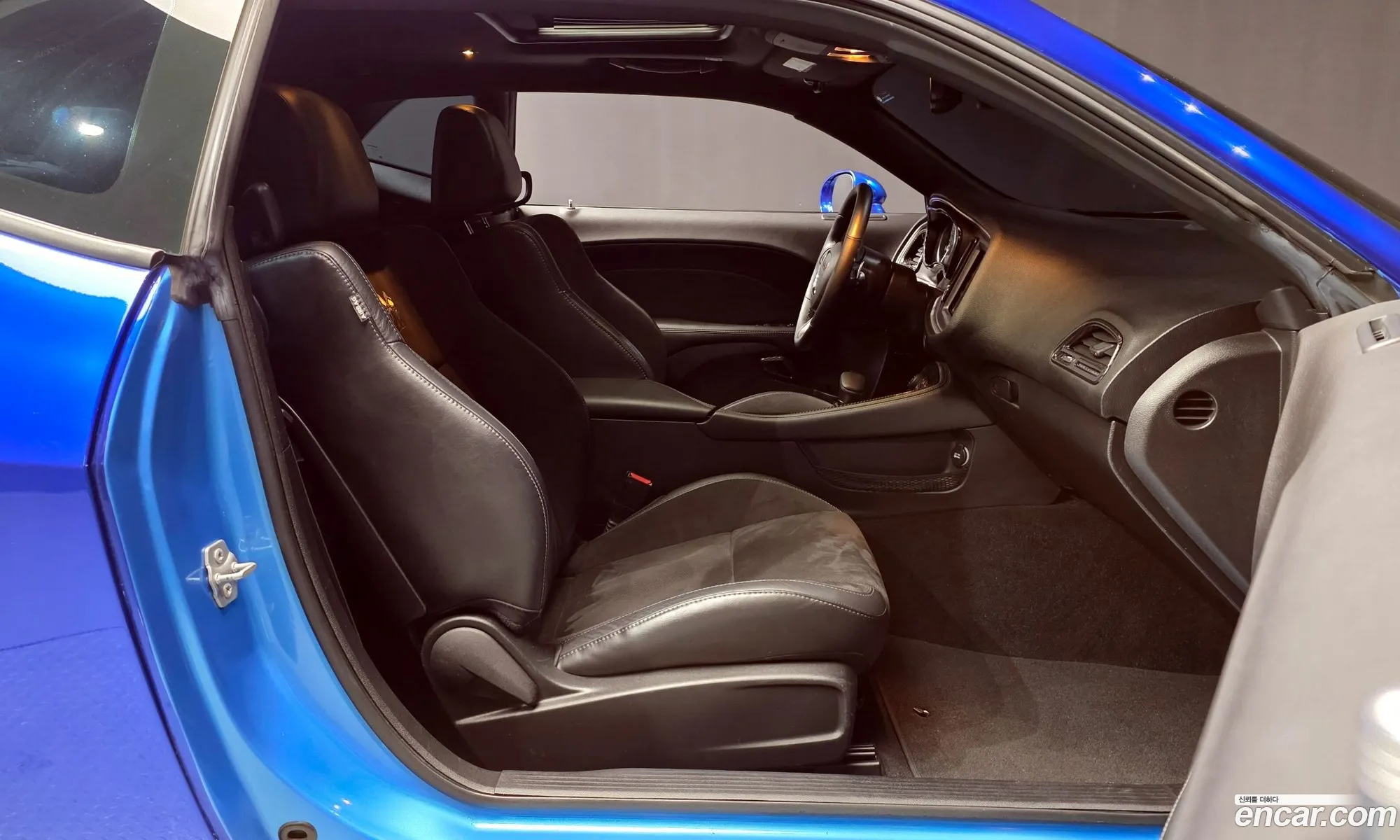 Dodge Challenger 2019 2C3CDZFJ6KH592934 — 4
