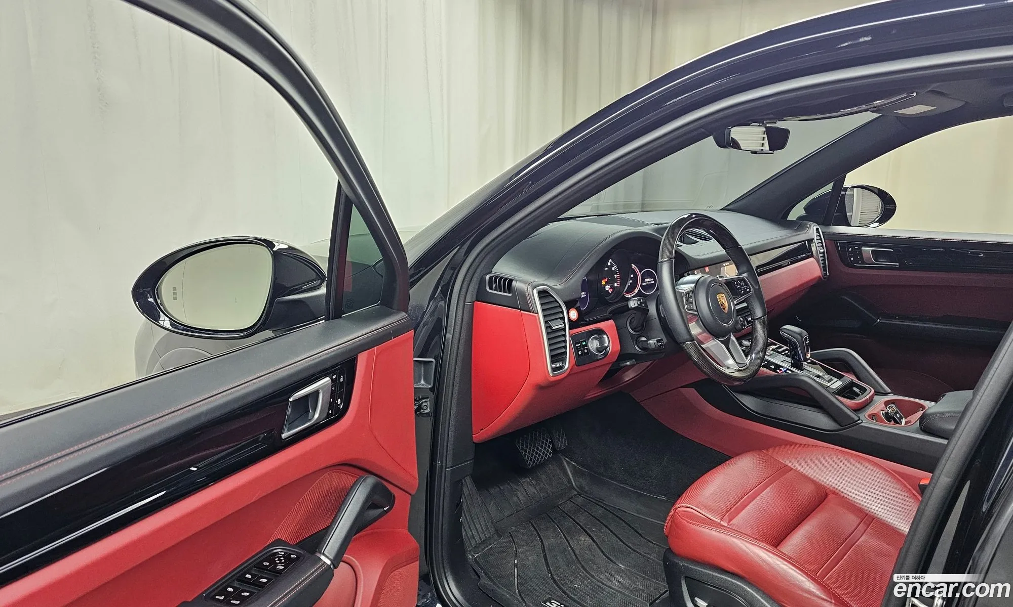 Porsche Cayenne 2021 — 4