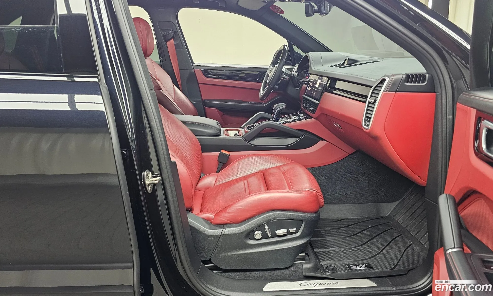 Porsche Cayenne 2021 — 11