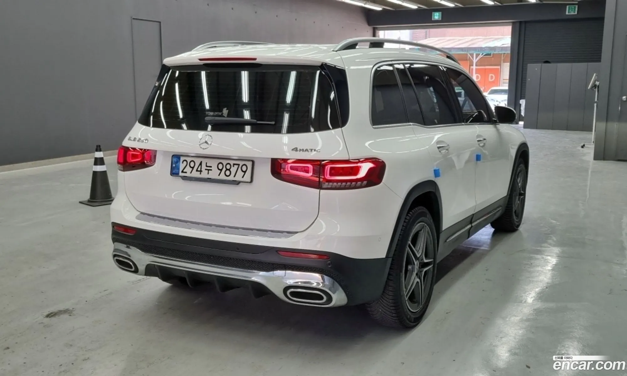 Mercedes-Benz GLB-Class X247 2020 — 11