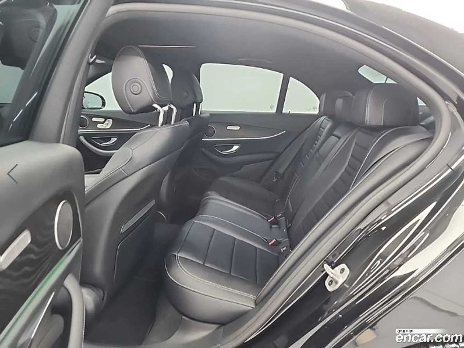 Mercedes-Benz E-Class W213 2022 — 11