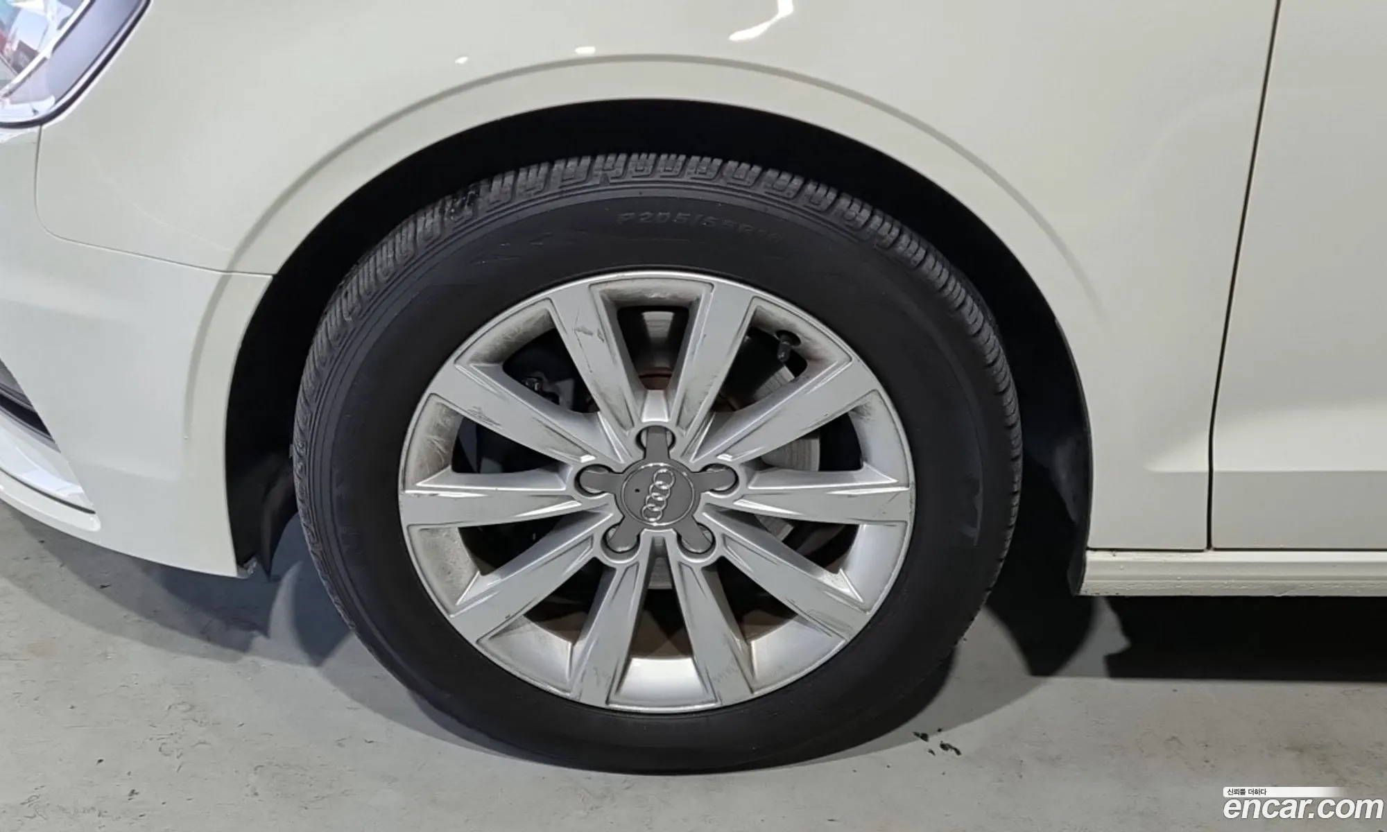 Audi A3 2014 — 16