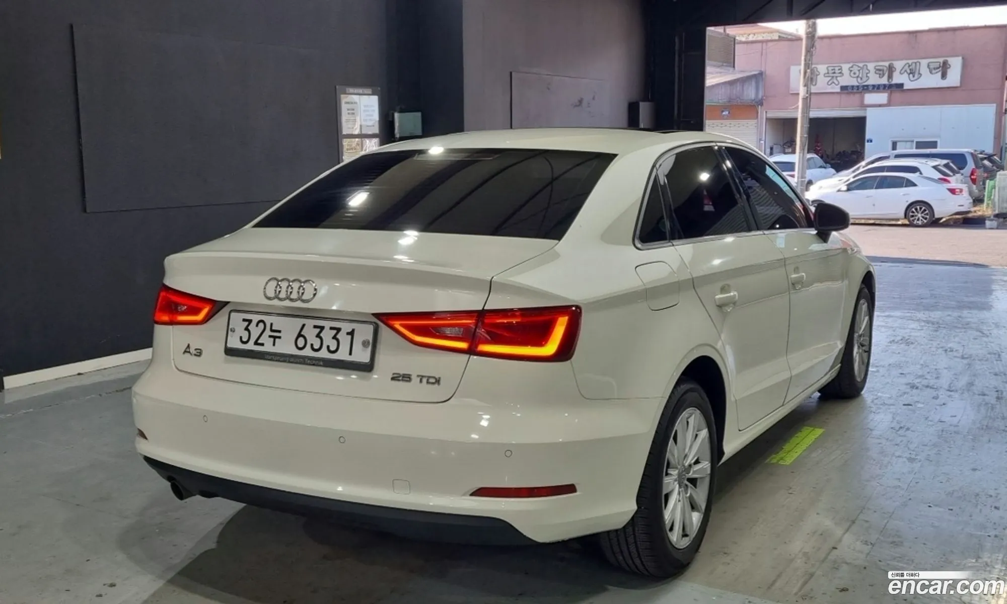 Audi A3 2014 — 15
