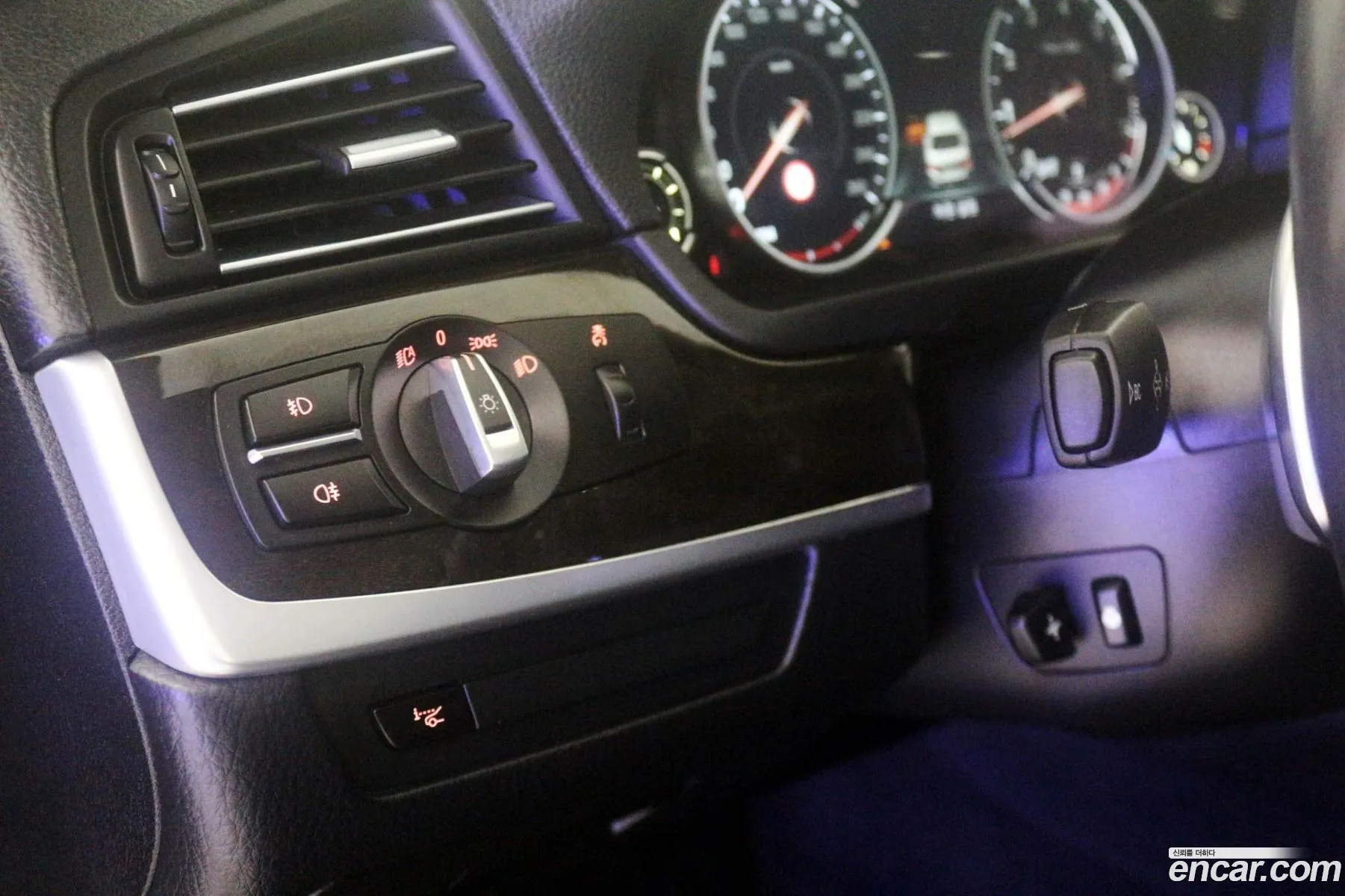BMW 5 Series 2016 — 12