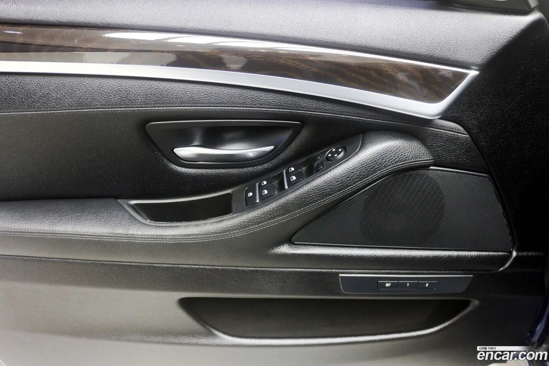 BMW 5 Series 2016 — 5