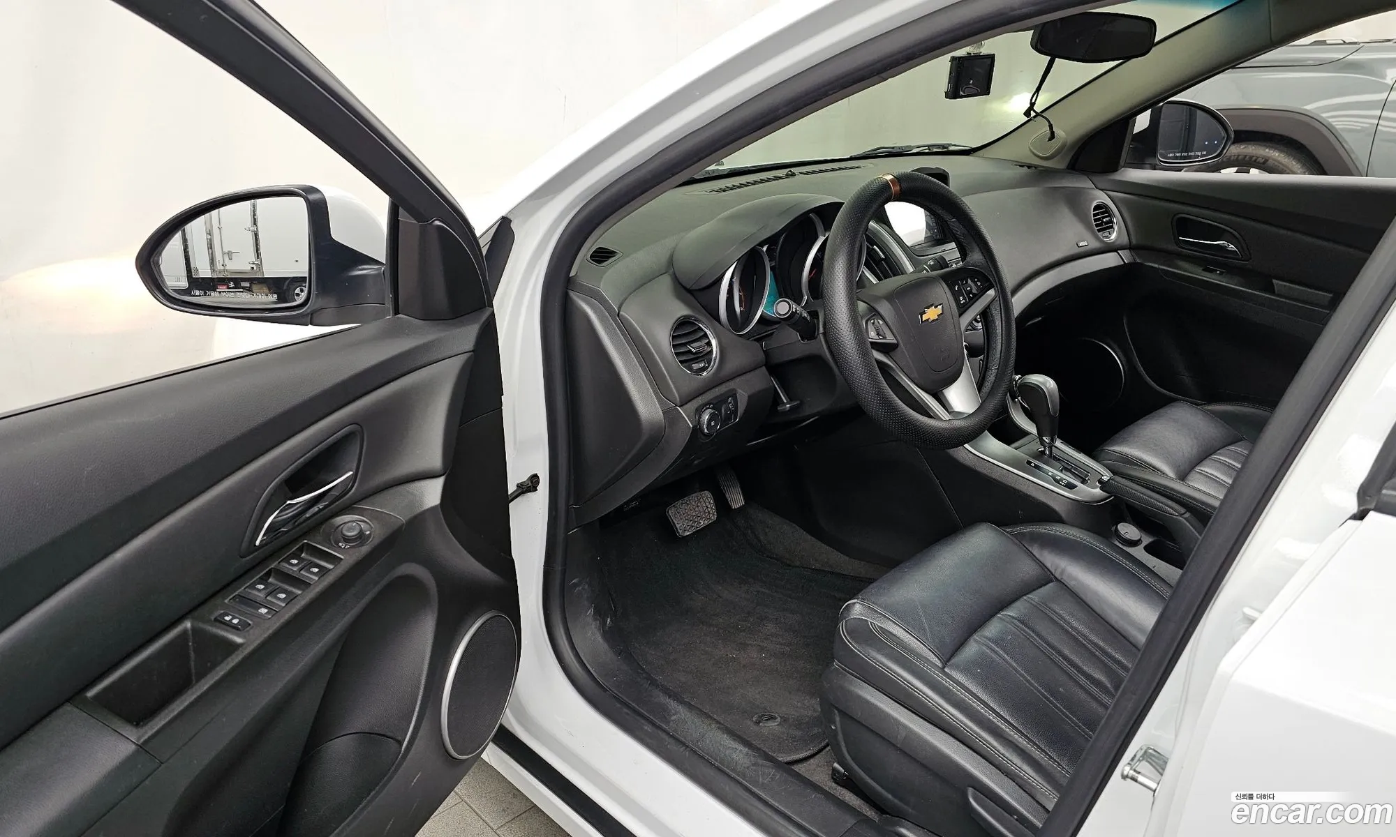 Chevrolet (GM Daewoo) Amazing New Cruze 2016 — 13
