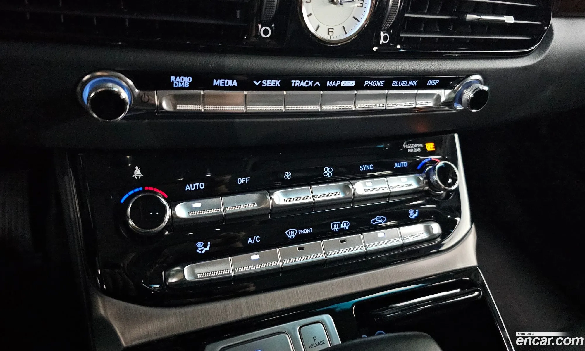 Genesis EQ900 2016 — 11