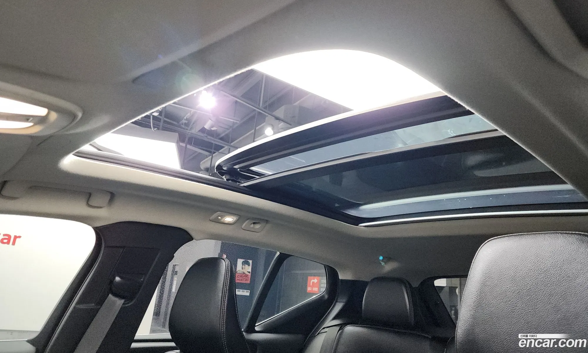Volvo XC40 2023 — 4