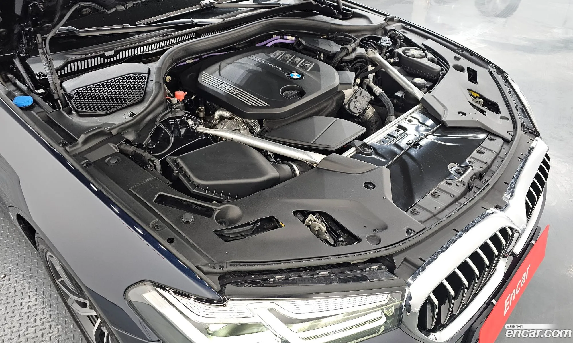 BMW 5 Series 2021 WBA11ES01MCF95988 — 11