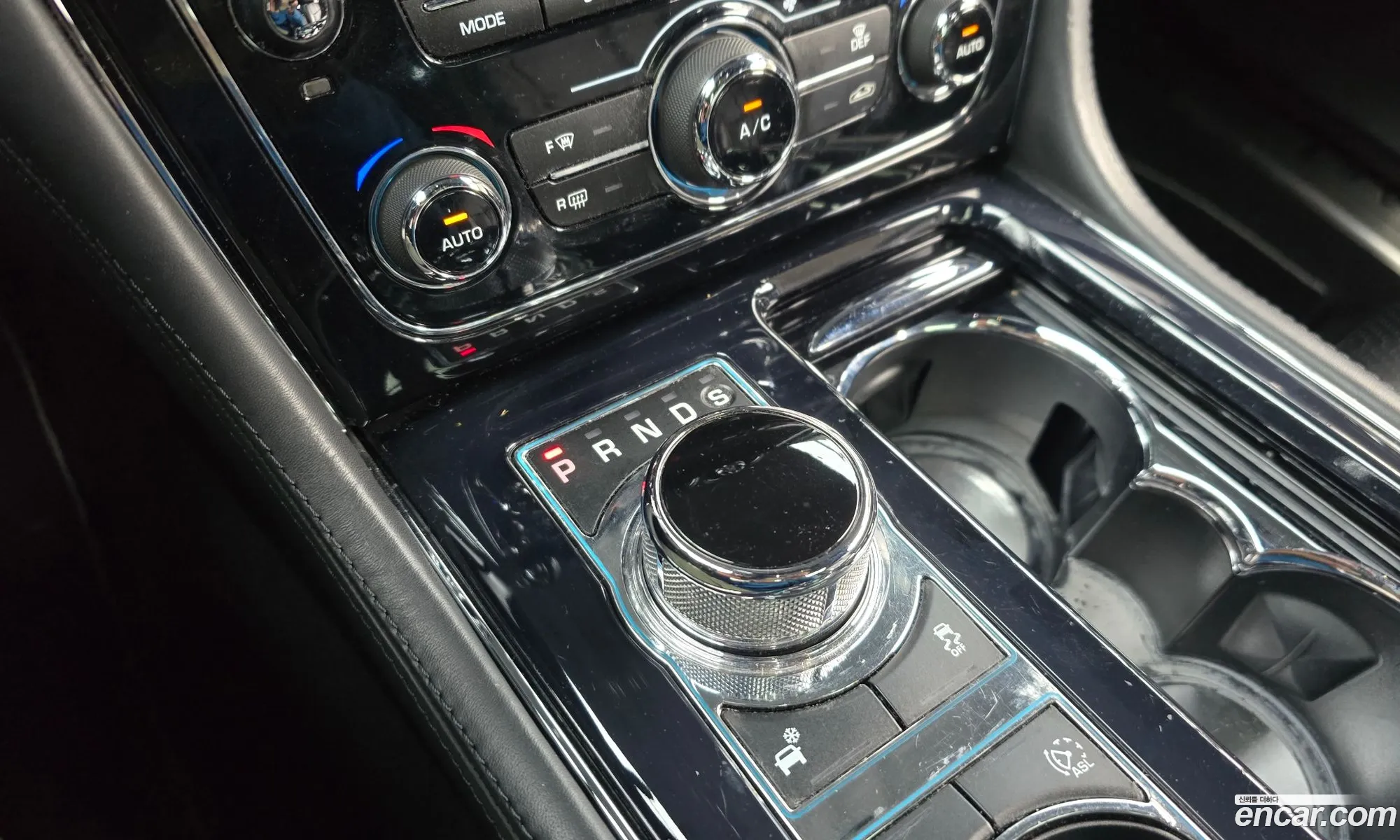 Jaguar XJ 2011 SAJAA26BXBLV14558 — 14