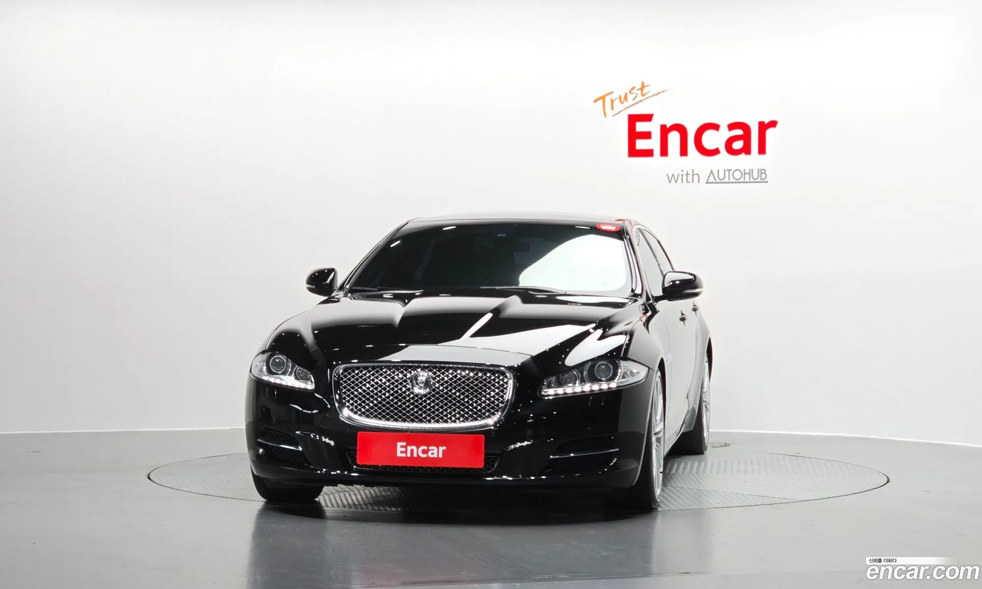 Jaguar XJ 2011 SAJAA26BXBLV14558 — 2