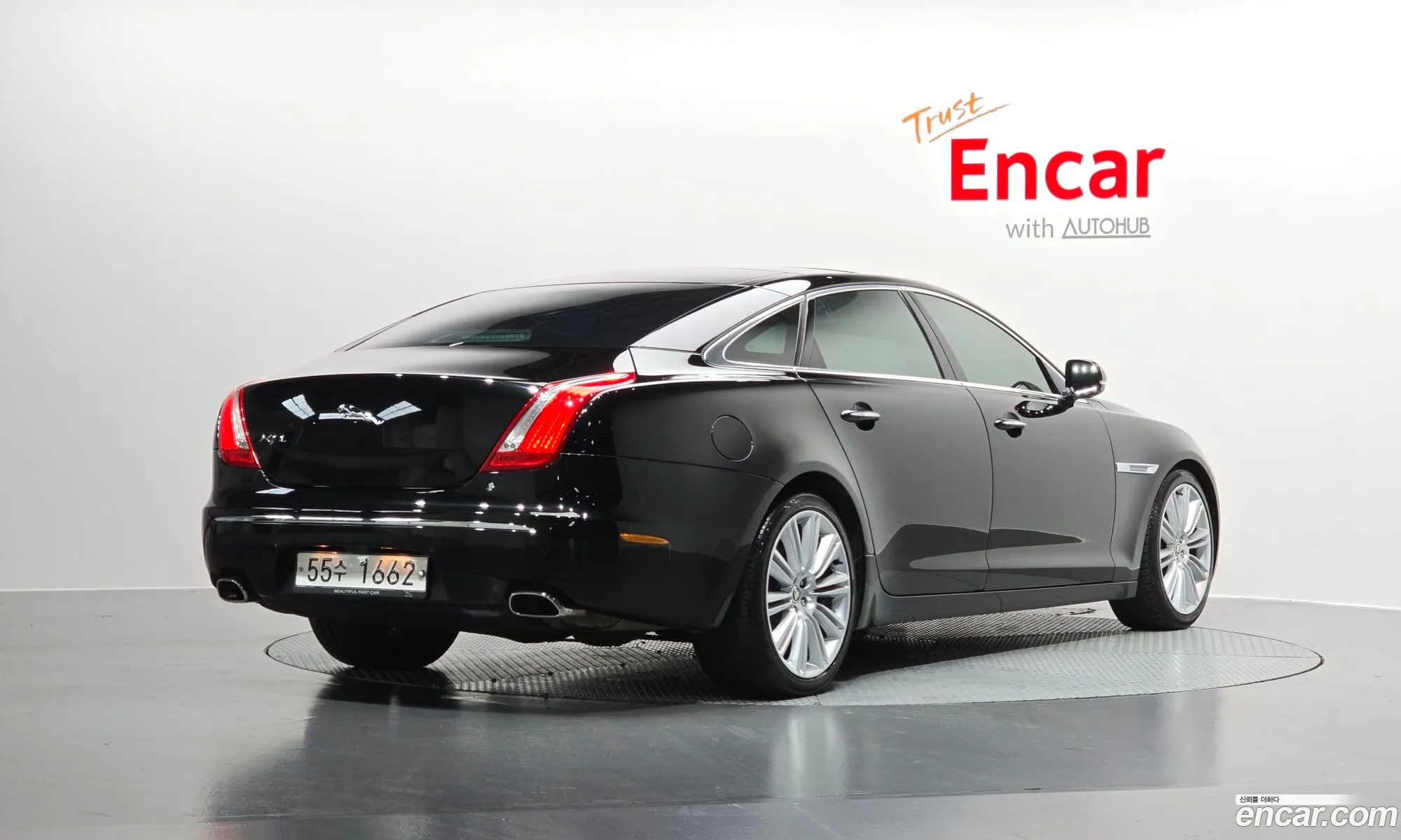 Jaguar XJ 2011 SAJAA26BXBLV14558 — 18