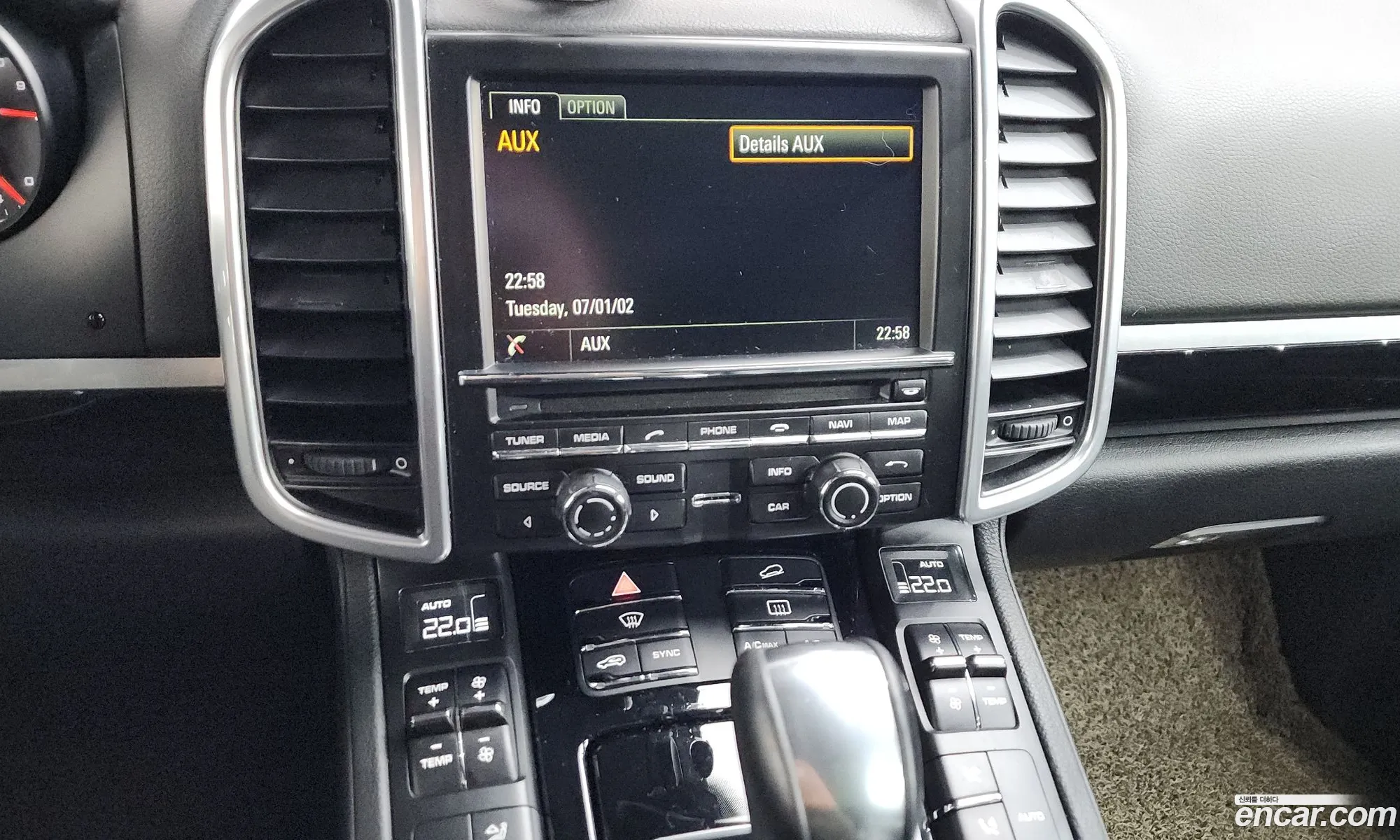 Porsche Cayenne 2015 WP1AF2926FLA32833 — 11