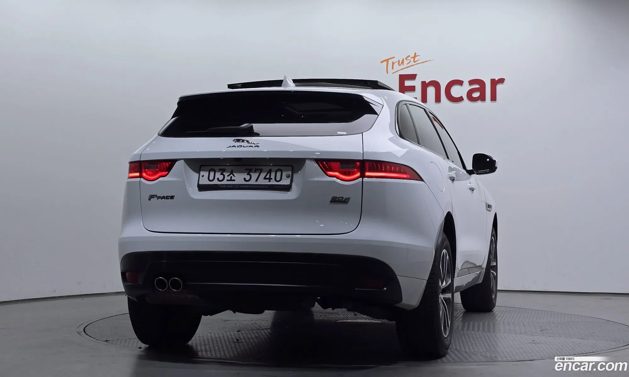 Jaguar F-Pace 2018 SADCA2BN9JA297428 — 6