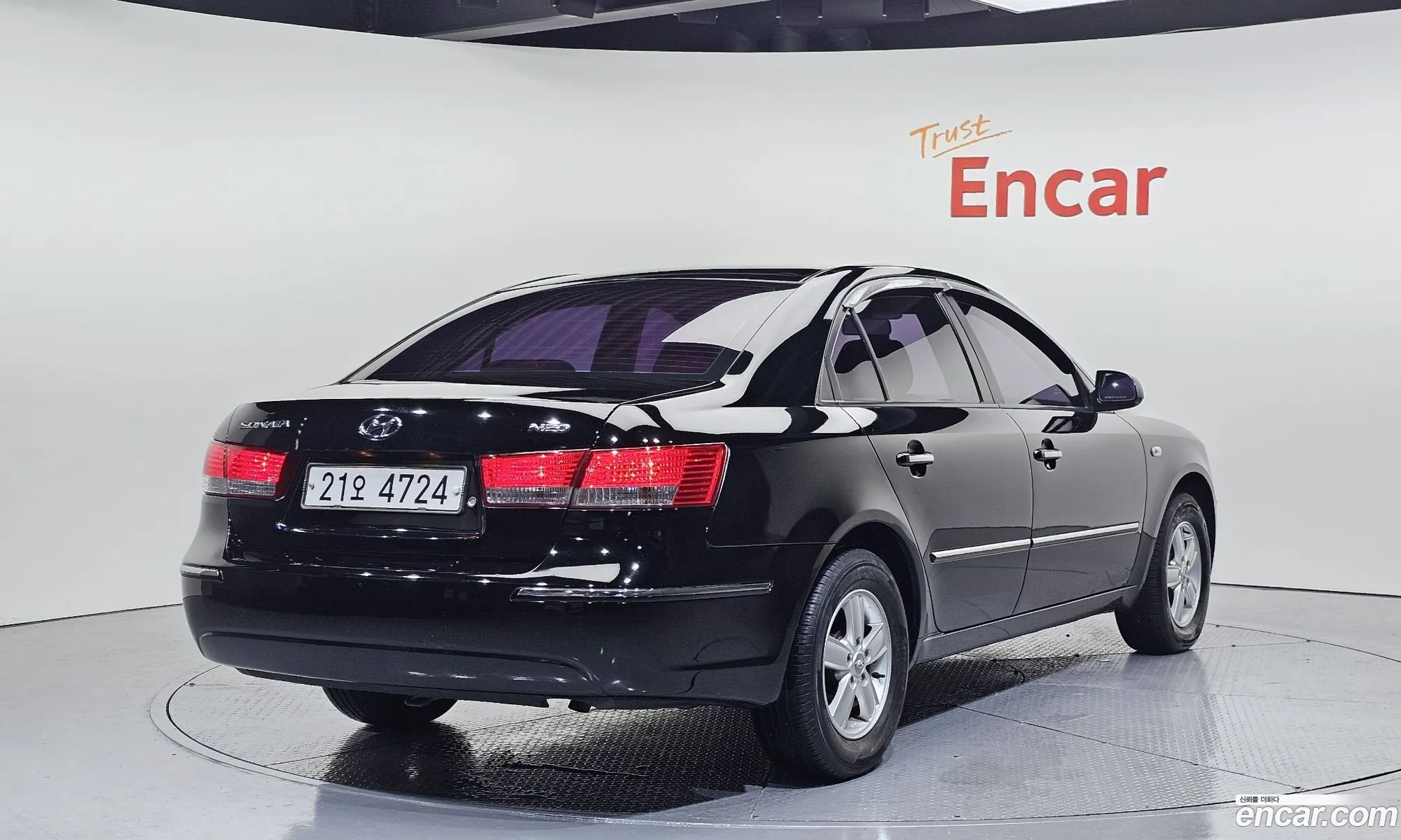 Hyundai NF Sonata Transform