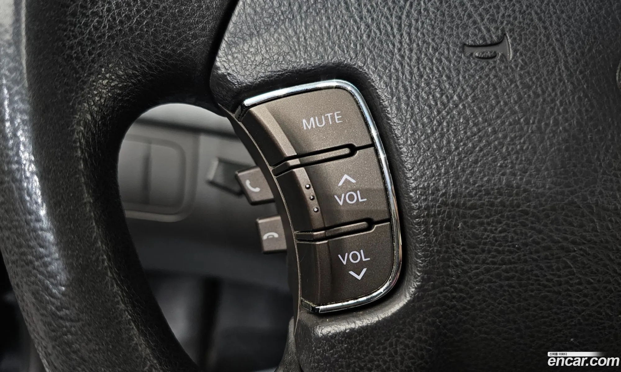 Hyundai NF Sonata Transform