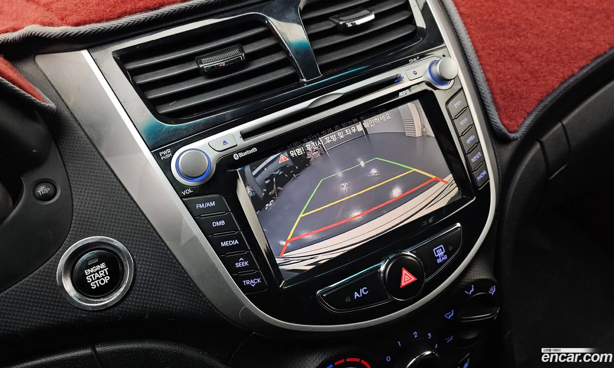 Hyundai Accent 2012 — 3