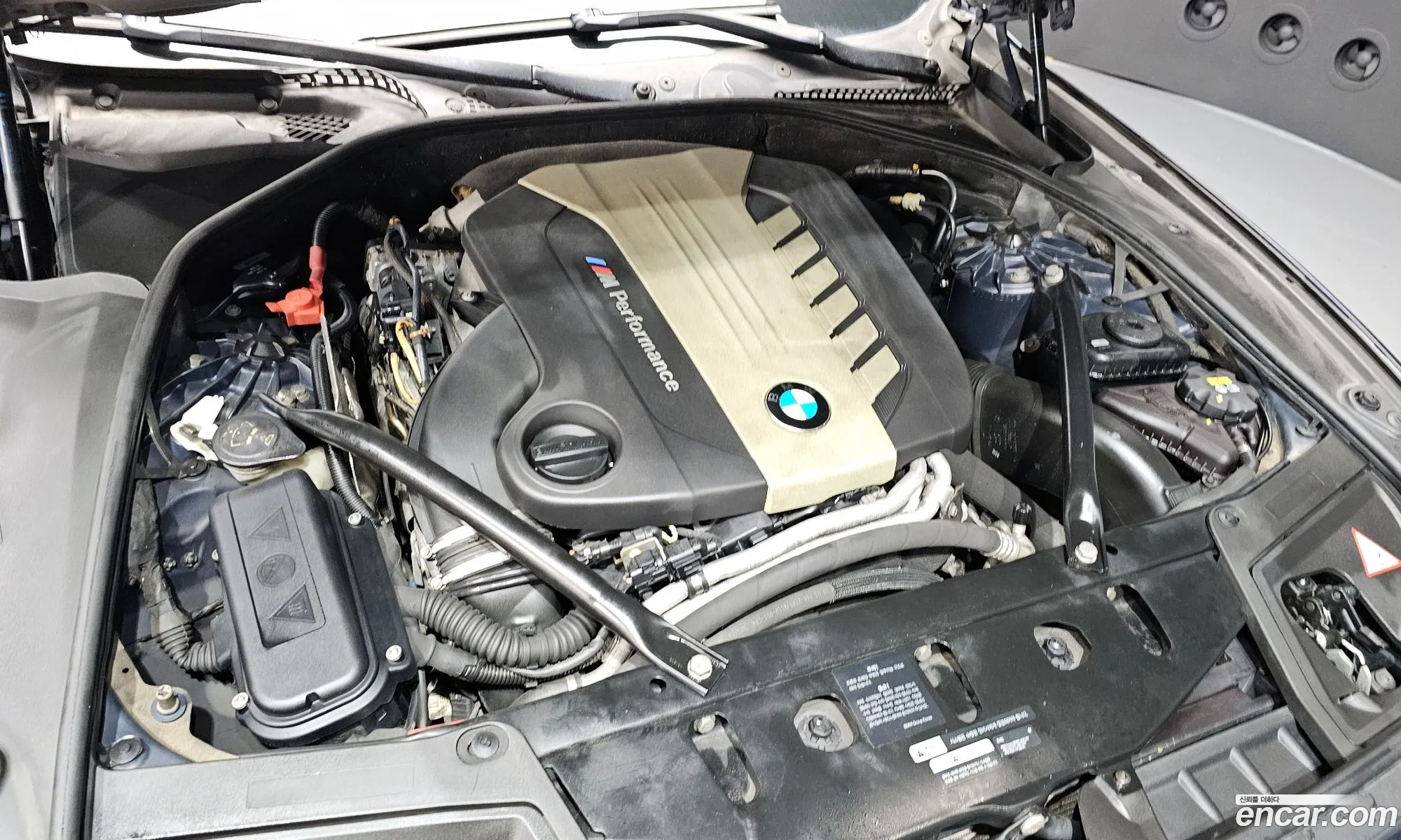 BMW 5 Series 2014 WBA5D9102ED061201 — 17