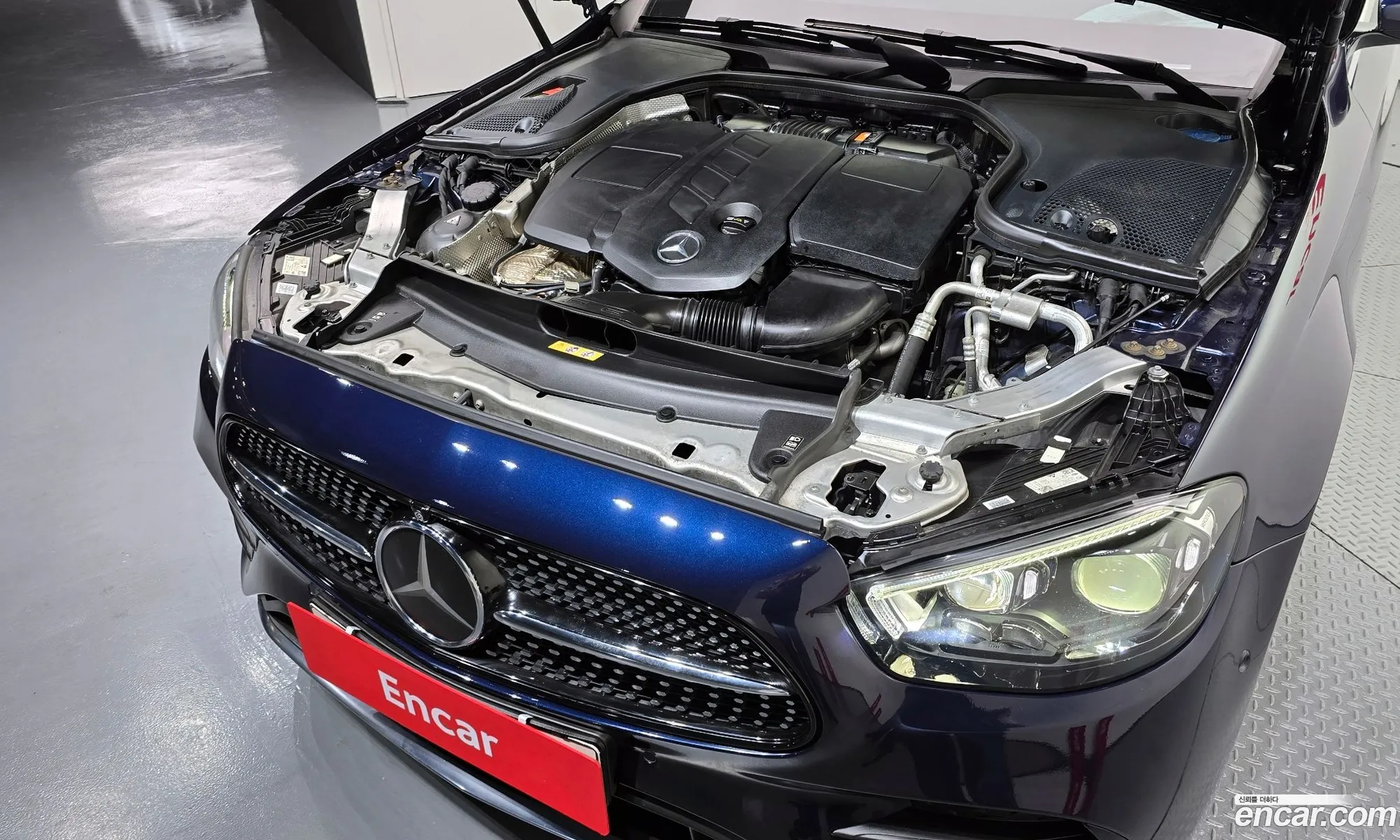 Mercedes-Benz E-Class W213 2020 W1KZF0FB1MA870490 — 11
