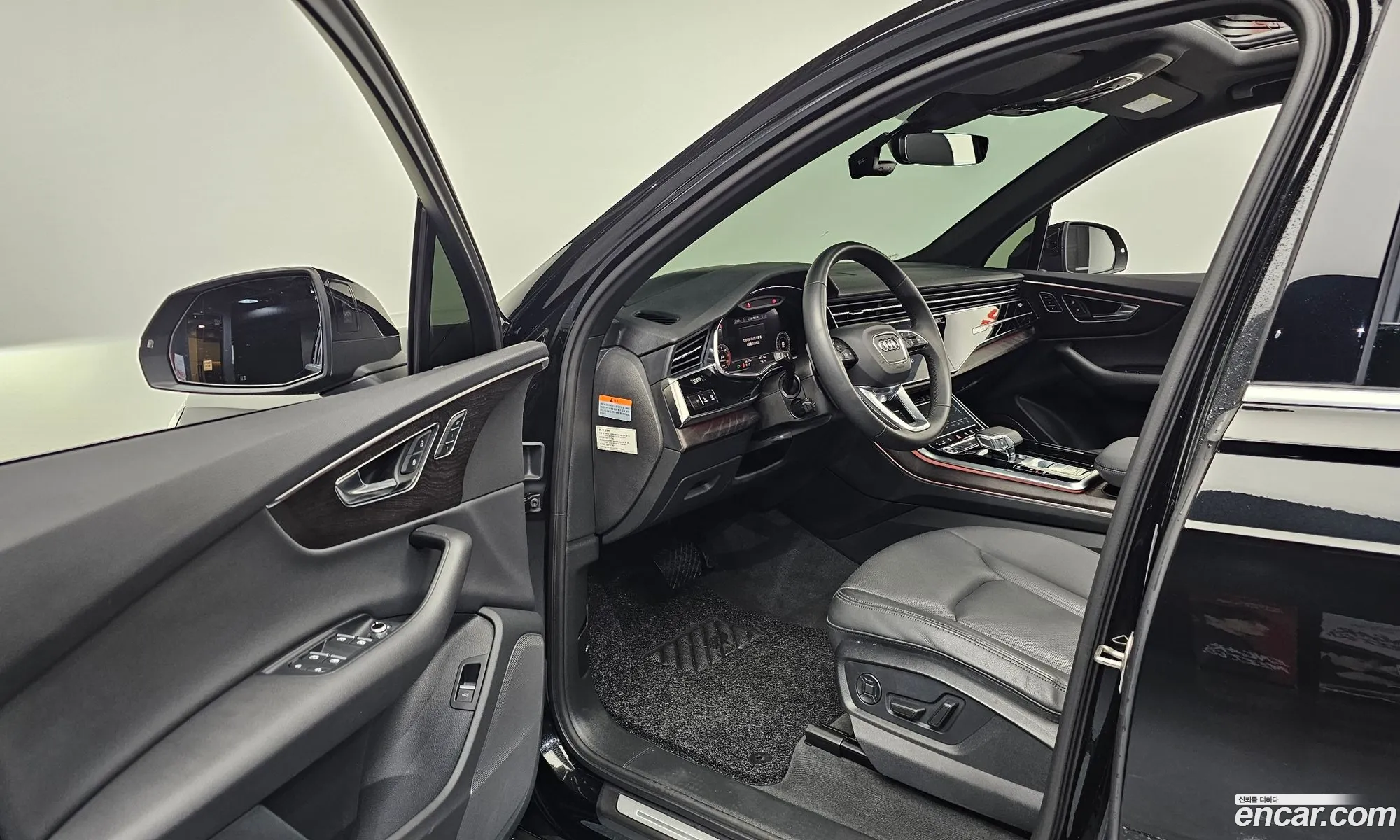 Audi Q7 2022 — 3