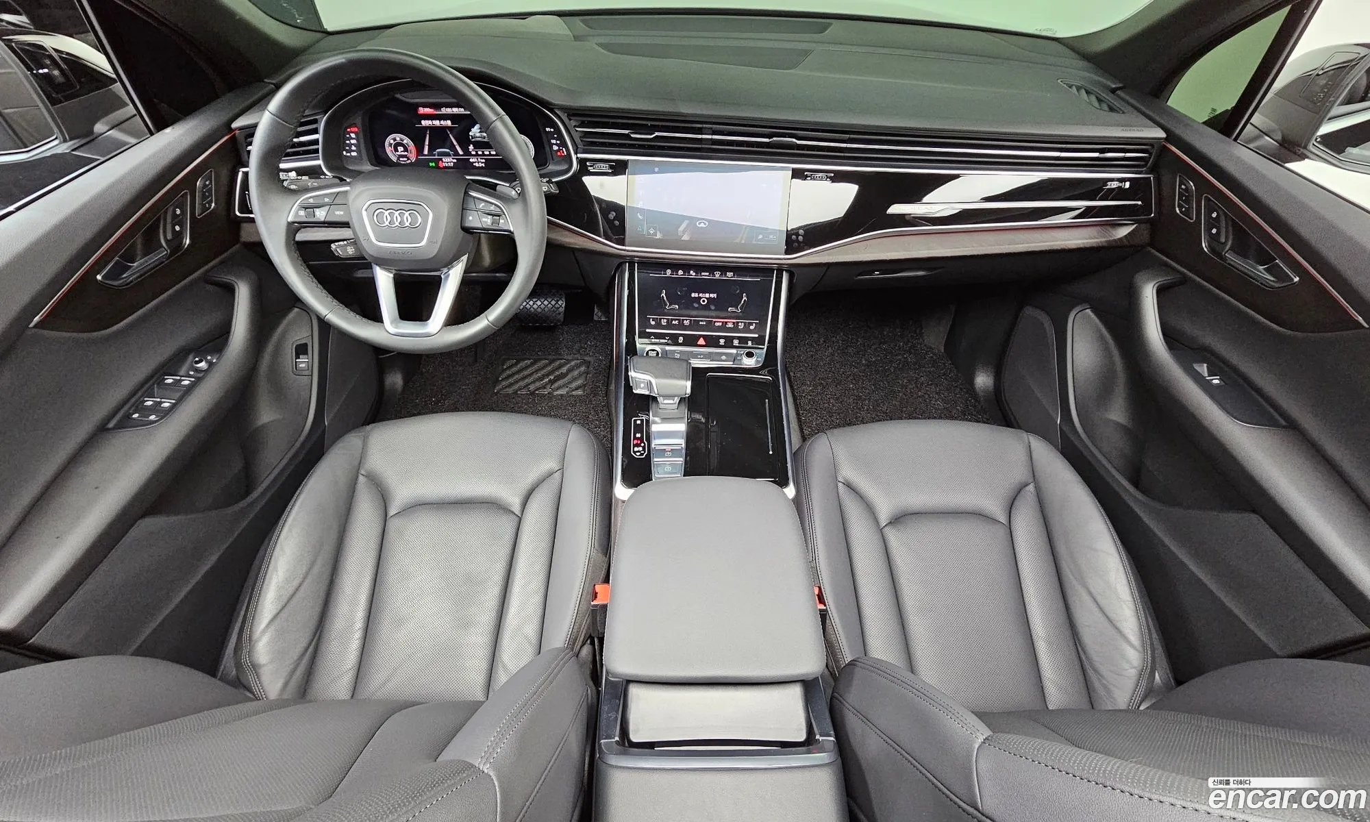 Audi Q7 2022 — 12