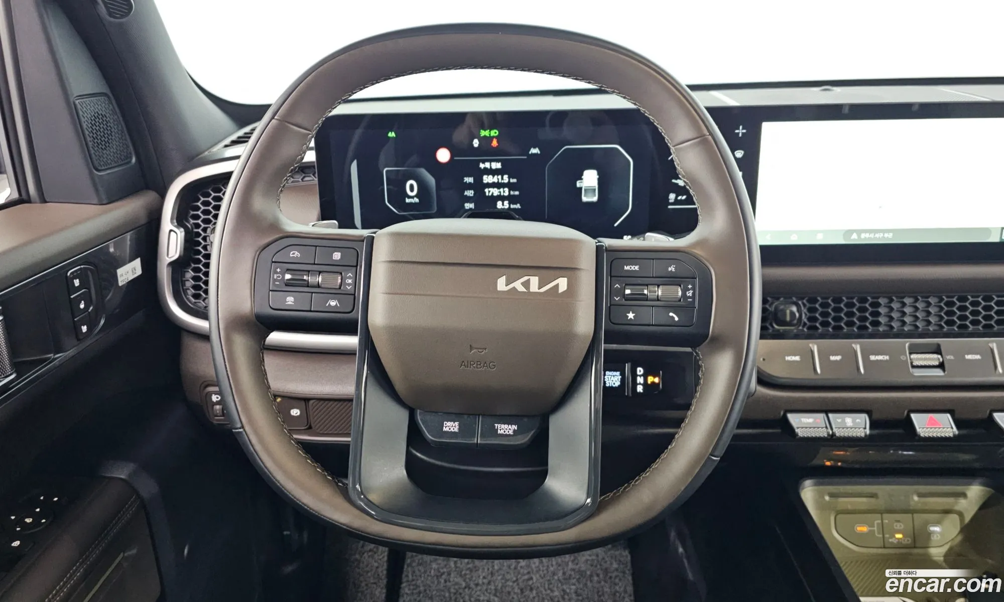 Kia Tasman 2025 — 7