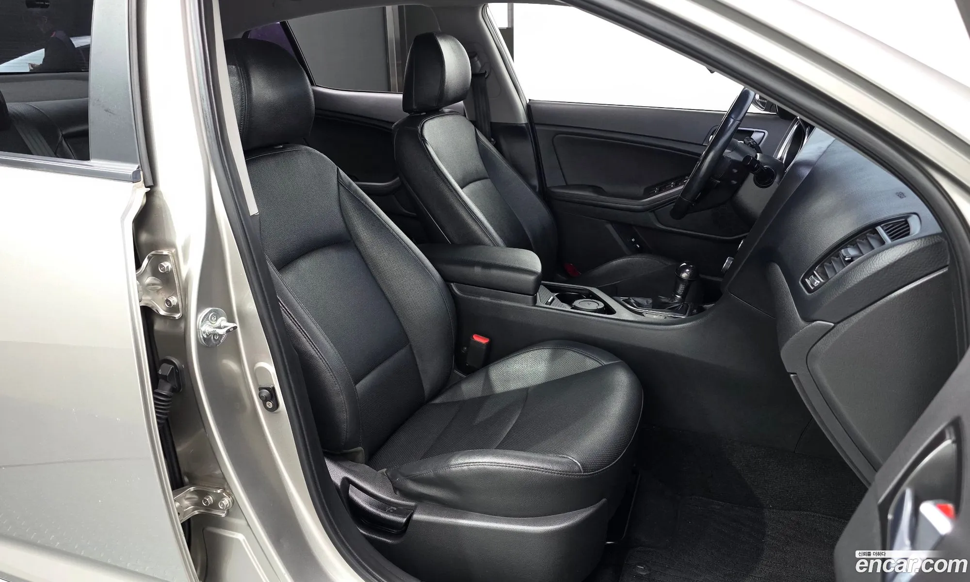 Kia K5 2013 — 11