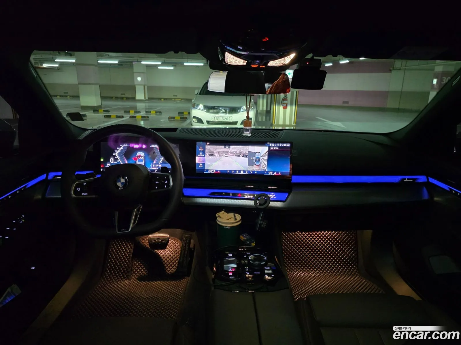 BMW 5 Series 2025 — 13