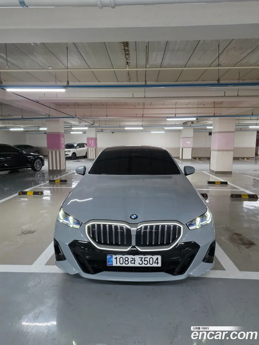 BMW 5 Series 2025 — 9