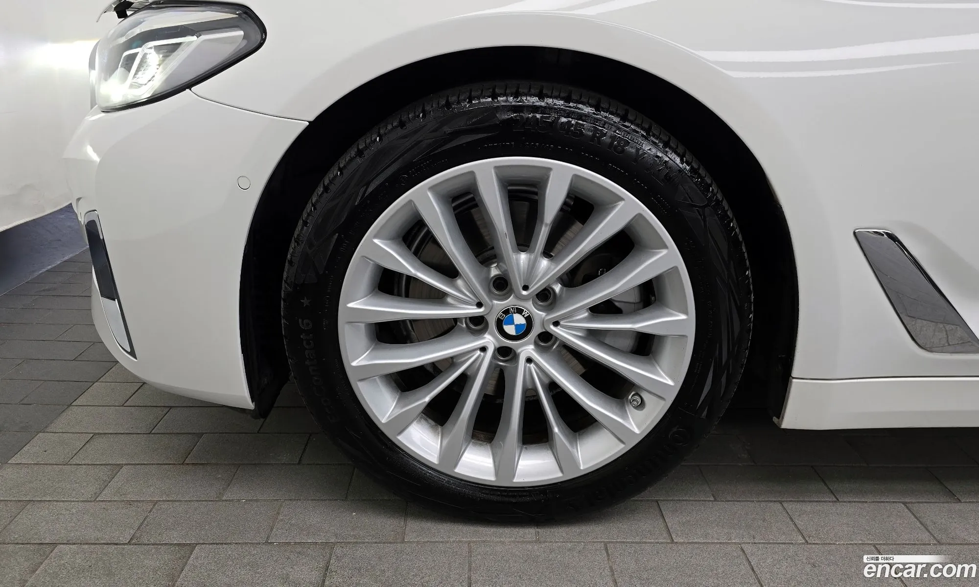 BMW 5 Series 2023 — 14