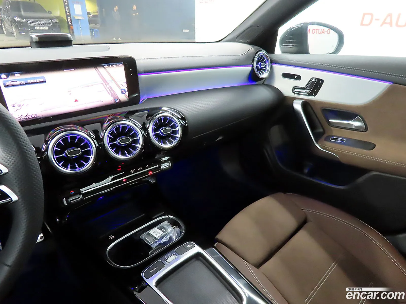 Mercedes-Benz CLA-Class C118 2025 — 5