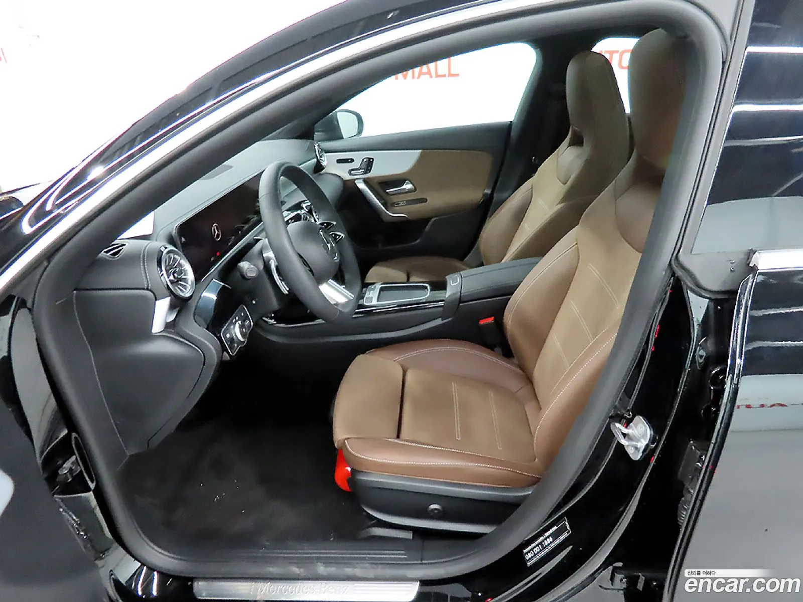 Mercedes-Benz CLA-Class C118 2025 — 16