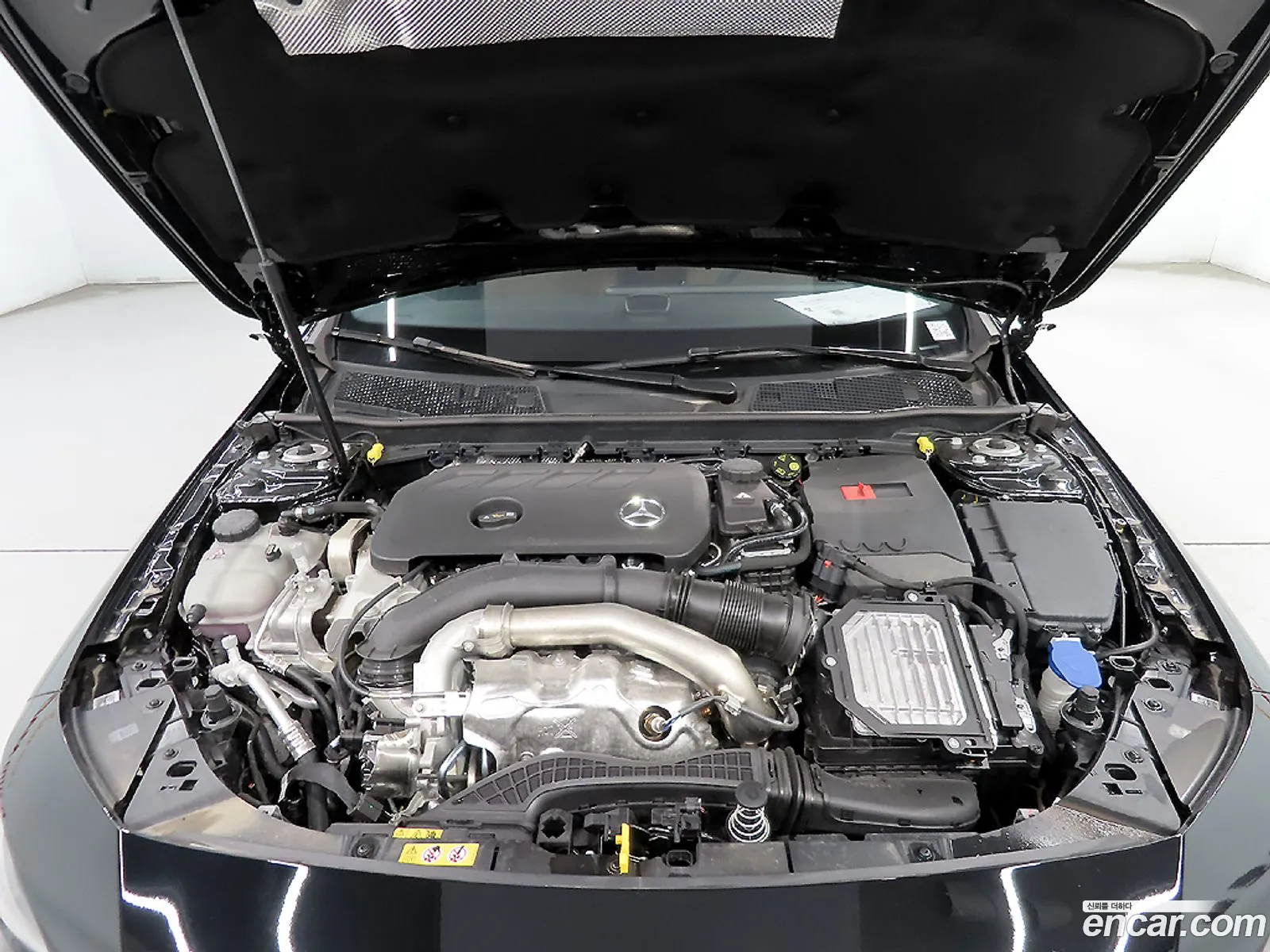 Mercedes-Benz CLA-Class C118 2025 — 14
