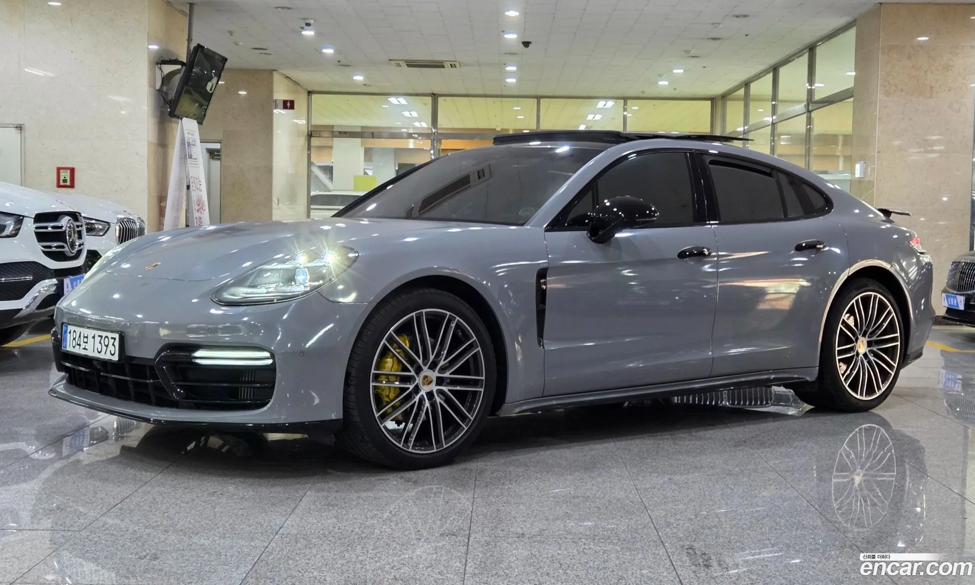 Porsche Panamera 2018 — 16