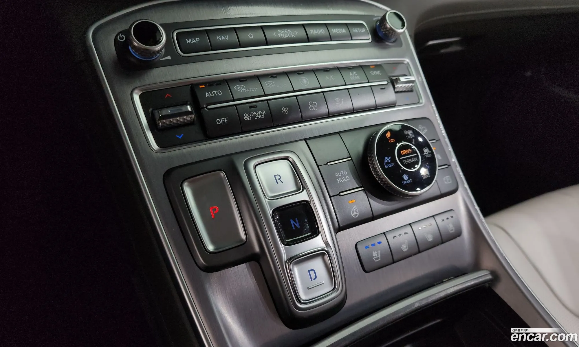 Hyundai Santa Fe 2022 — 17