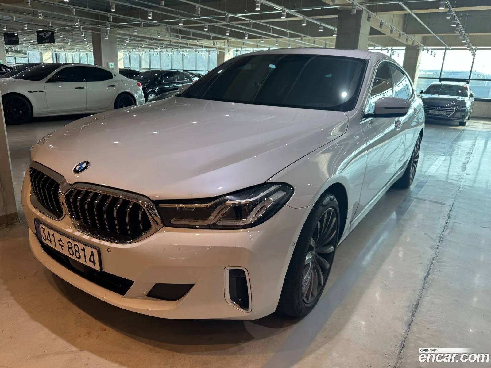 BMW 6 Series GT 2023 — 6