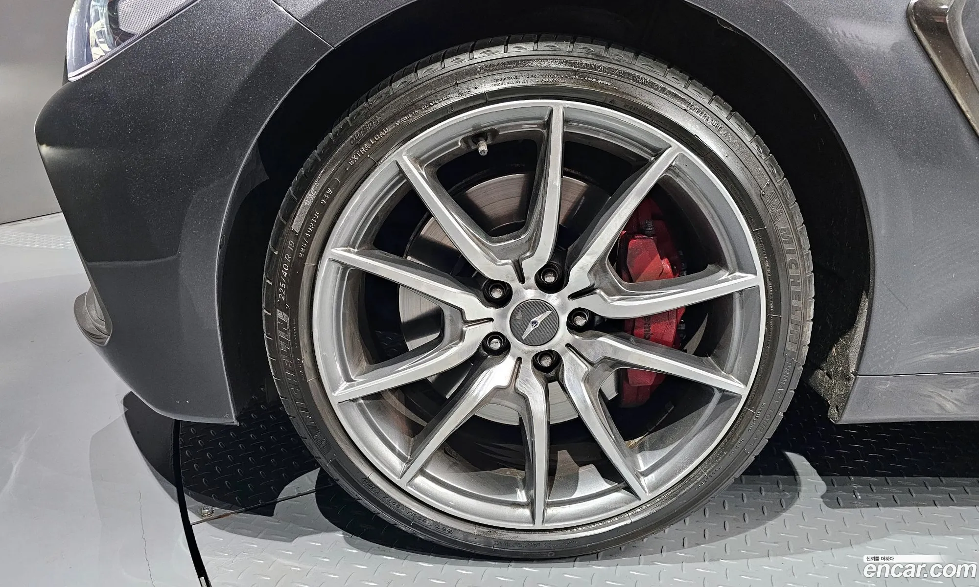 Genesis G70 2018 — 10