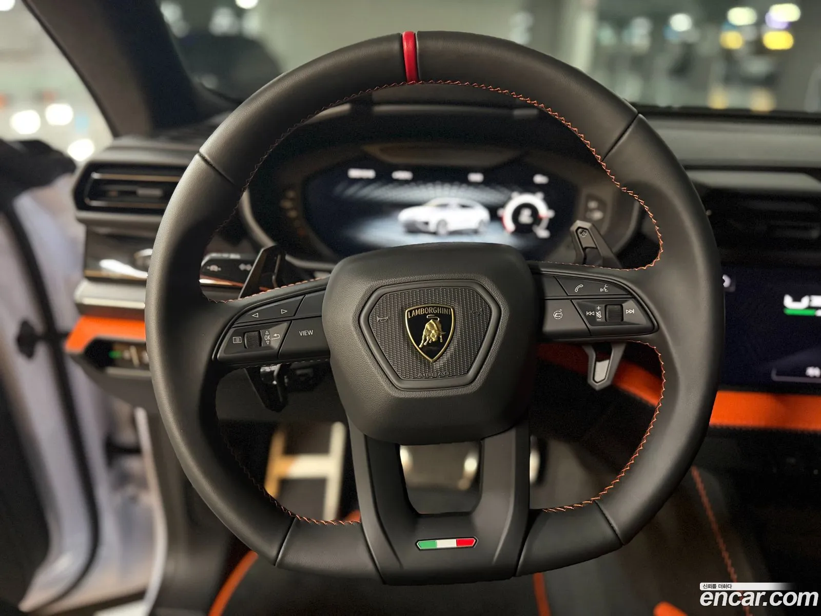 Lamborghini Urus 2025 — 4