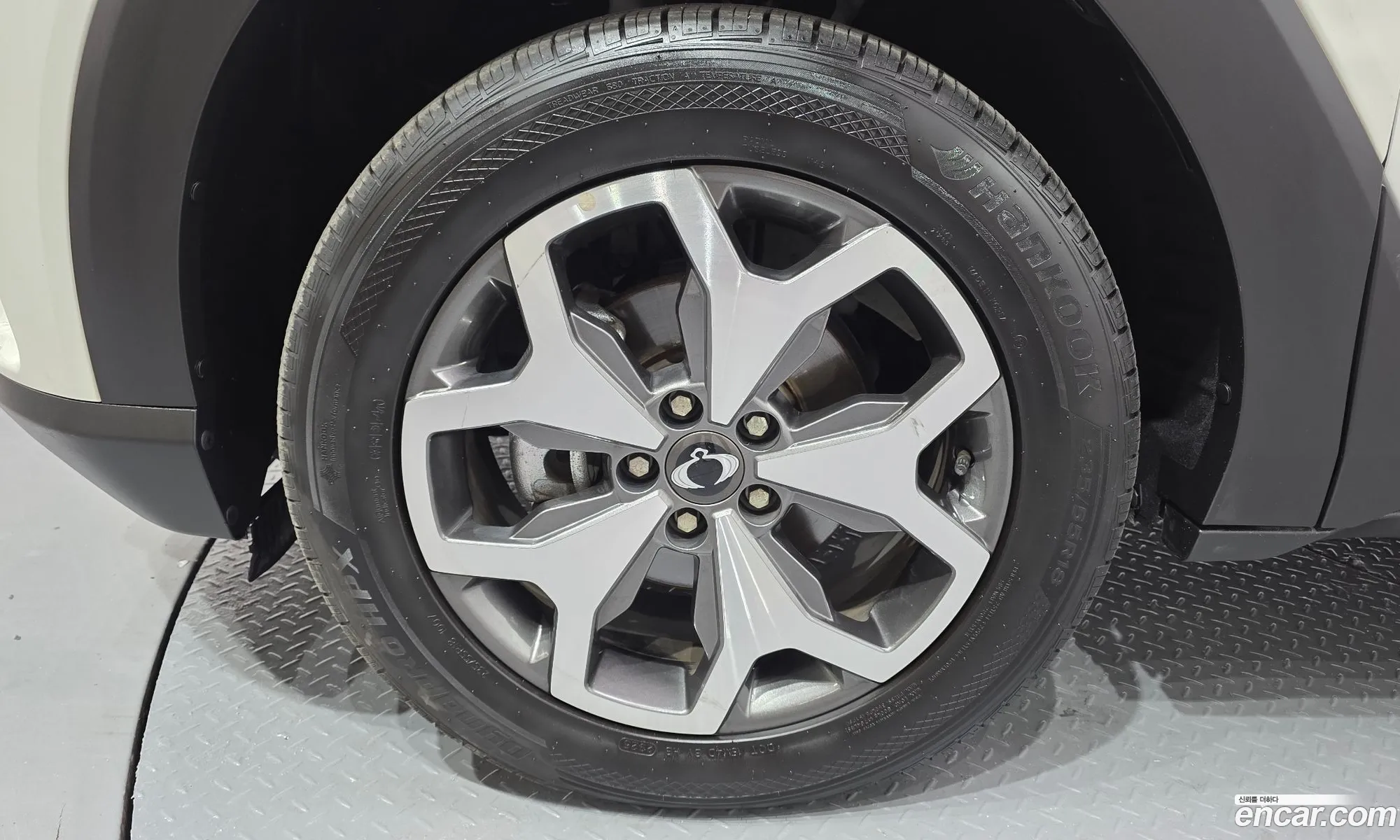KG Mobility (SsangYong) Torres 2023 — 16